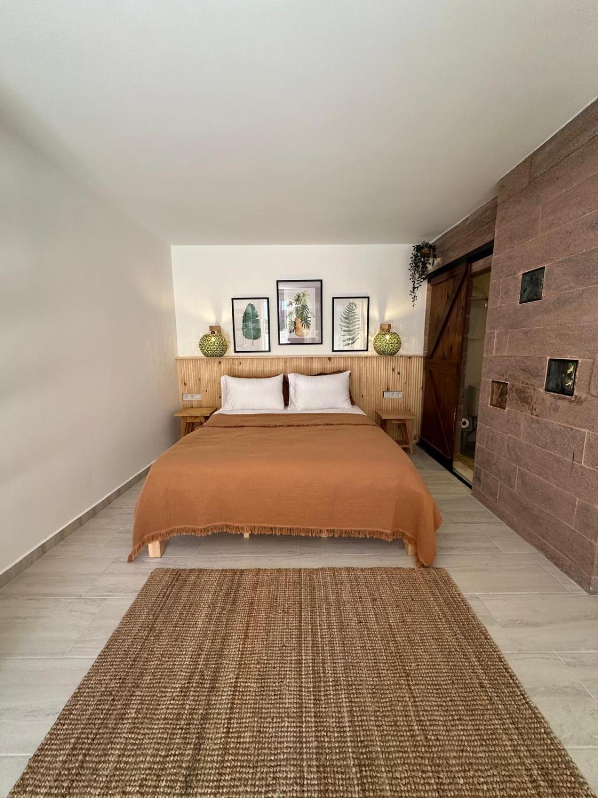 Monk Island Hotel Измир Екстериор снимка