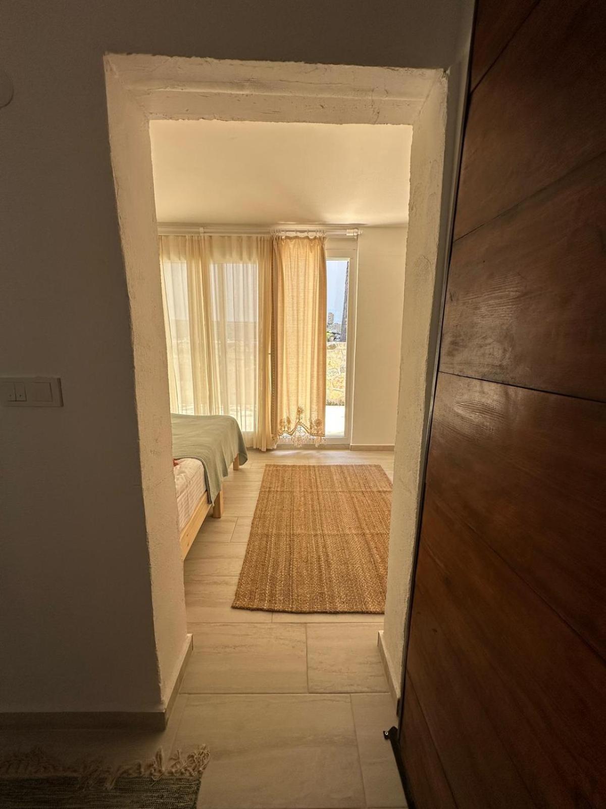Monk Island Hotel Измир Екстериор снимка