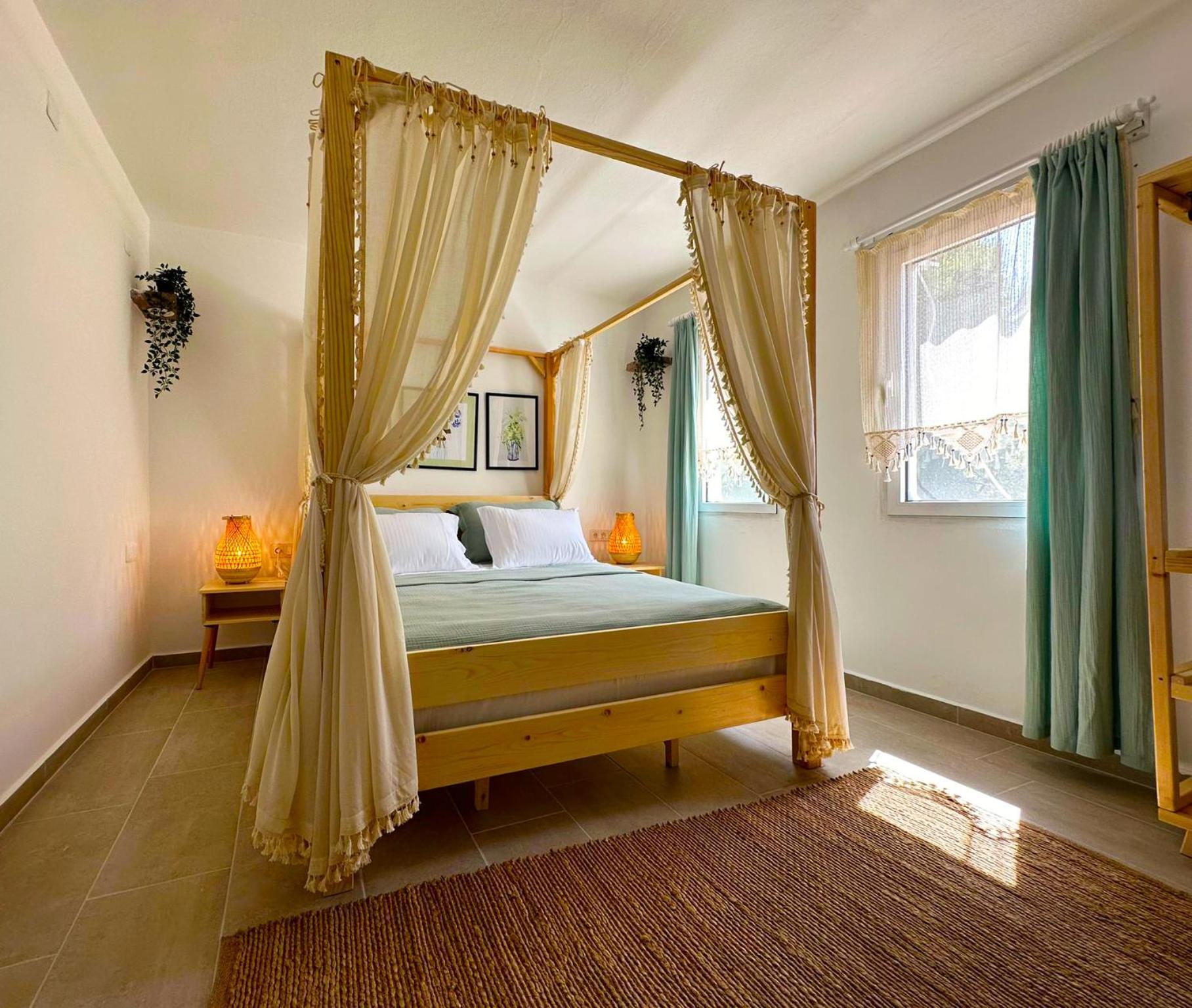 Monk Island Hotel Измир Екстериор снимка