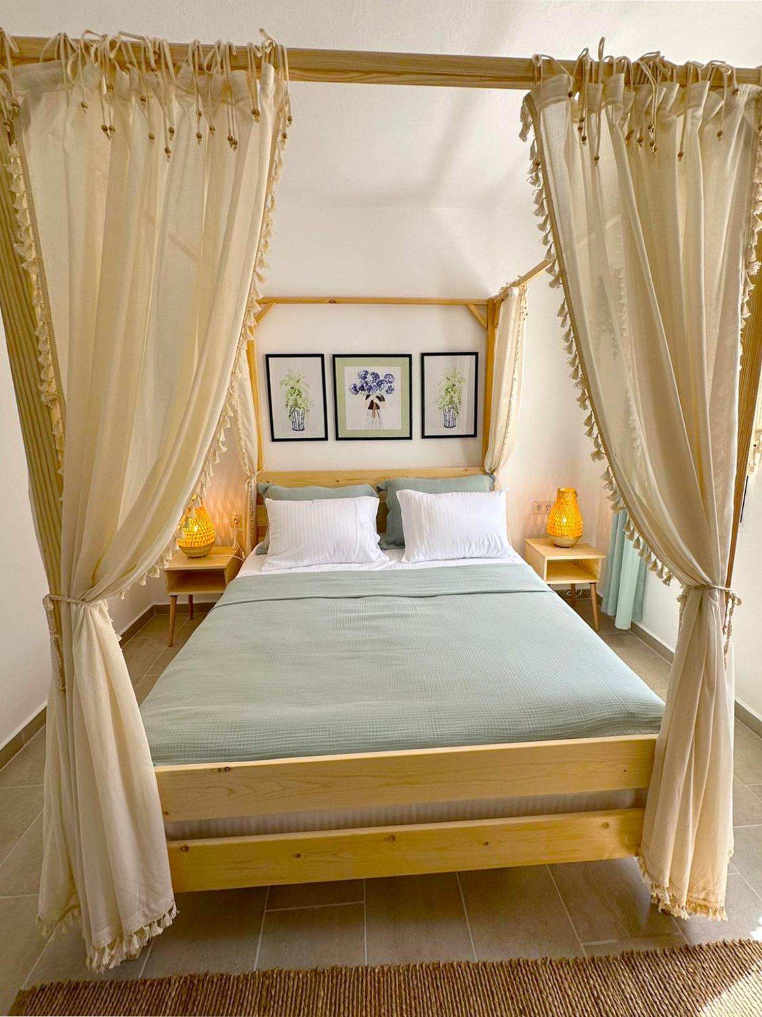 Monk Island Hotel Измир Екстериор снимка